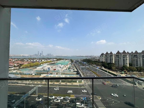 【多图】馨湖园,湖西租房,园区cbd自住三房两卫,可看湖景,高端住宅