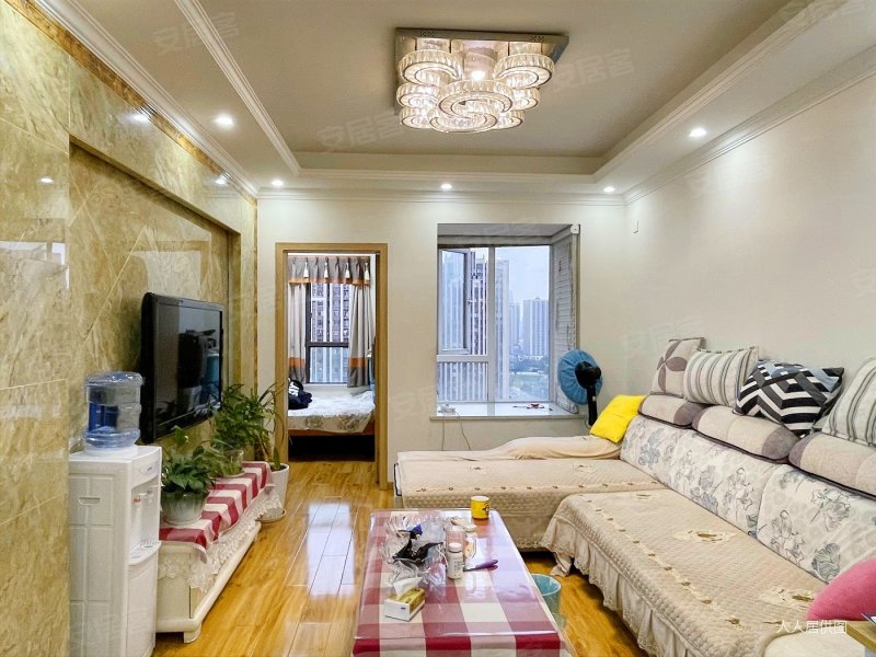 蓝光coco时代(一期) 近地铁 交通便捷 板楼 小三房