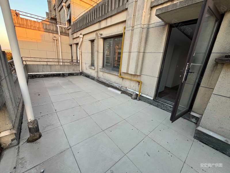 空中花园送的多!满五年,旭辉澜悦湾二手房,200万,2室2厅,1卫,81.32平