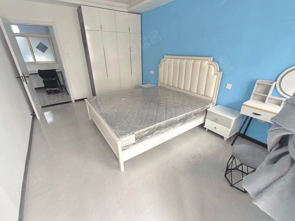 苏州沧浪双塔苏大北小区1号线 地铁旁 精装两室 近苏大 小区环境很好