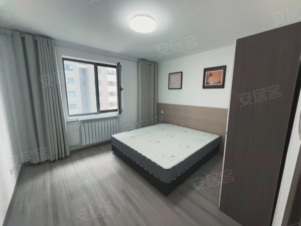 兰州城关五泉广场逸品华府铁路局环球中心五十四中五十六中逸品华府精装三室整租电梯高层出租房源真实图片