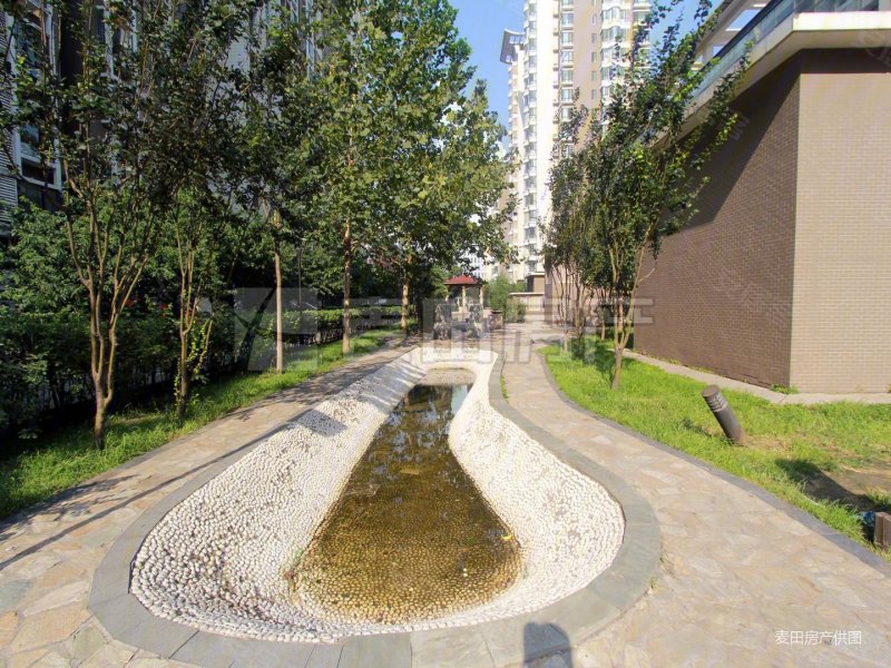 双井东三环旁,开间带燃气,业主诚意出售,随时看房,时代国际嘉园二手房