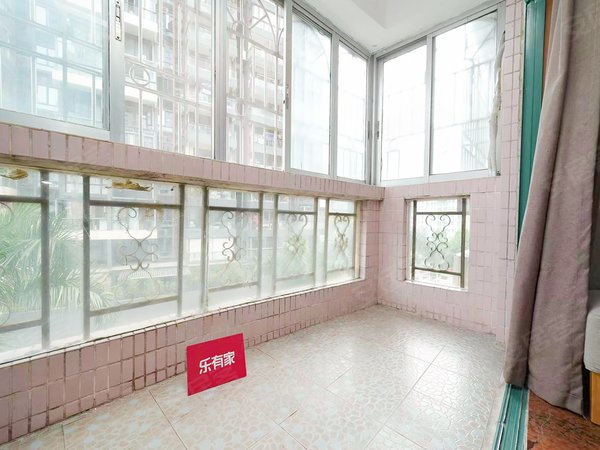 深圳福田香蜜湖香珠花园香蜜湖东海商圈花园4房,精装修,看房方便出租