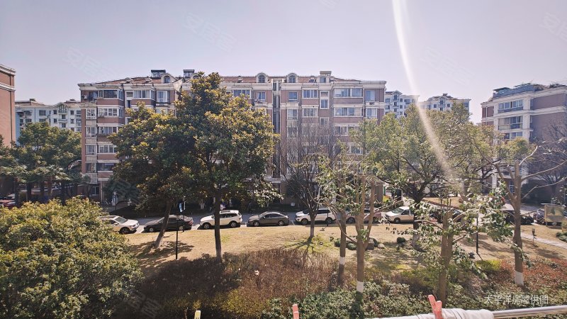 建德花园玫瑰苑(公寓住宅)二手房,680万,2室2厅,1卫,96平米-上海安