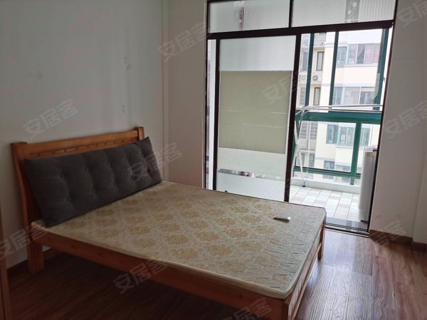 宁波宁海宁海大厦阳光小区阳光小区2室2厅1卫有储藏室家电齐全拎包