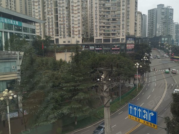 重庆涪陵涪陵高笋塘水资源小区四环路电梯房 标准三室 精装修 送车位