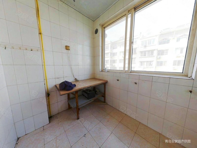 五台上路广厦花园中间楼层南北通透香二四中随时看房