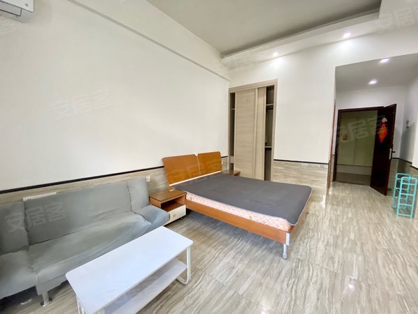 东莞东城民盈国贸中心明苑大厦鸿福路地铁口 国贸中心 明苑干净单间