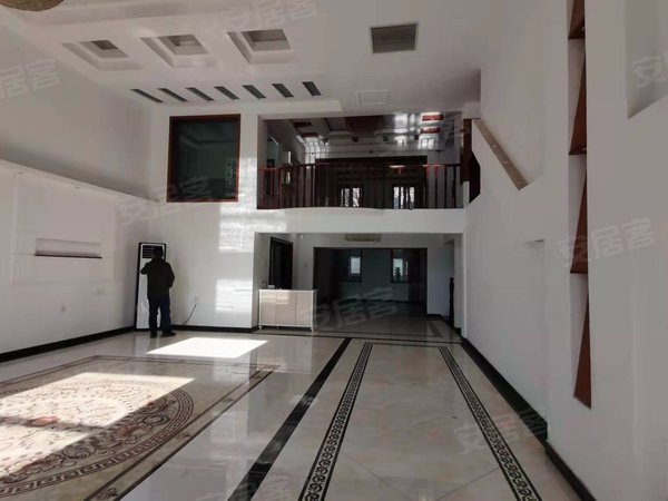 济南历城仲宫镇加州花园独栋精装别墅,中央空调,燃气开户,拎包即住