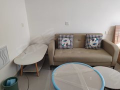 周口川汇中心城区中医院附近出租精装修一室一厅一卫拎包入住看房子方便。出租房源真实图片