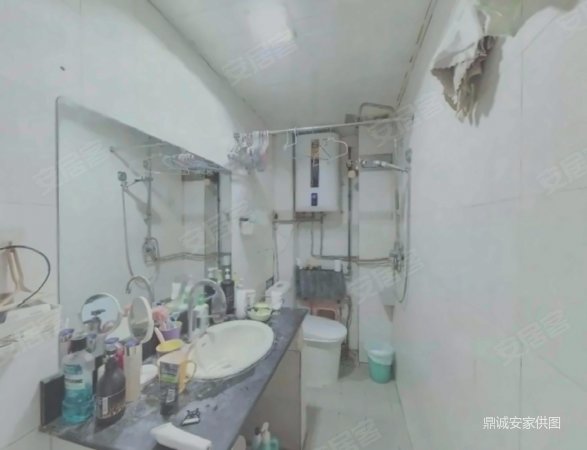 工疗宿舍2室1厅1卫63.64㎡南北252万