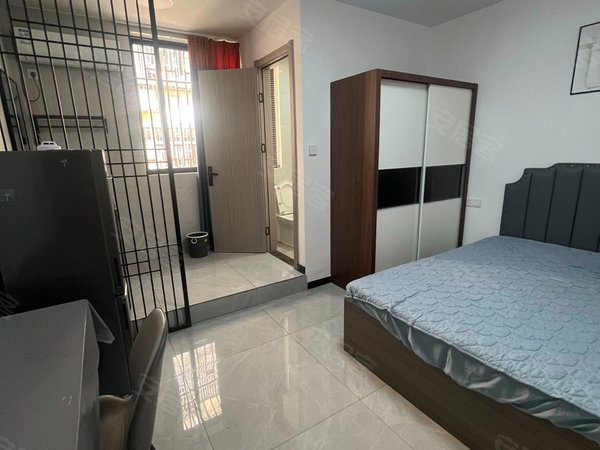 无锡宜兴宜城东山一村可短租,东山一村公寓,靠近八佰伴,一室一厅,全新