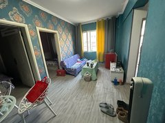 喀什喀什市喀什城区东城喀什花园小俩室家具齐全拎包入住可以月付出租房源真实图片