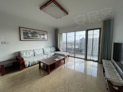 蓬莱登州南关路碧桂园一期  带车位  四室海景大平层出租房源真实图片