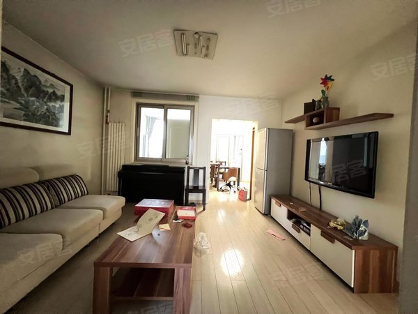 北京朝阳北苑北卫家园大屯北苑 北卫家园南北三居室 家具家电齐全