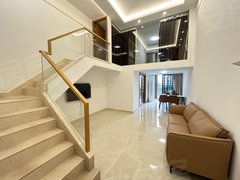 东莞莞城罗沙东城地铁口旁 丰华珑远翠珑湾 温馨两室出租 拎包入住出租房源真实图片