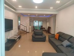 安顺西秀新大十字能仁凤凰城步梯一楼三室二厅二卫，带花园，喜欢可以来看下出租房源真实图片