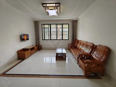 河池金城江金城江城区六十米136平4房2厅2卫月租1600 拎包入住 交通便利出租房源真实图片