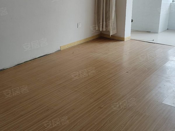 东营东营区东城沙营新园小区西区沙营西区120平电梯房年租金1.3万带空调家具全出租房源真实图片