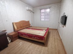 武汉蔡甸蔡甸城区底价陆佰，蔡甸老城区，工人俱乐部附近一楼，精装修，家电齐全！出租房源真实图片