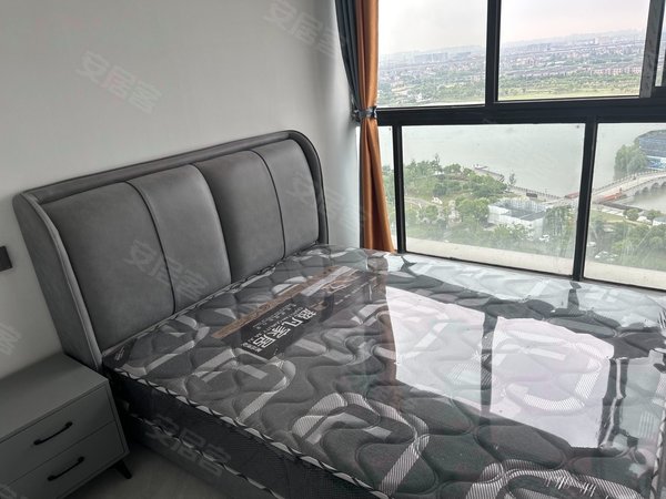 嘉兴海宁许村镇远洋湖映宸章远洋单间,家具家电齐全,湖景房,停车方便