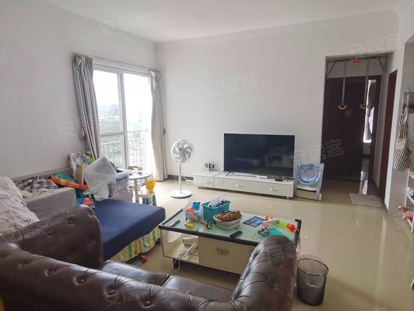 广州花都镜湖大道云峰花园云峰花园两房一厅2200出租房源真实图片