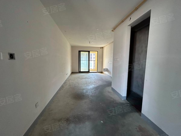 上海奉贤西渡中国铁建香榭国际香榭国际三房一厅毛胚房可长租价格可议