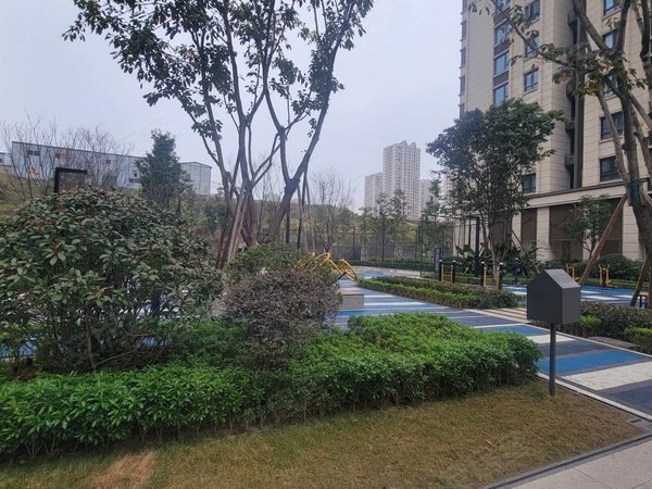 重庆北碚水土万科四季花城一期住家装修2改1室,带独立衣帽间出租房源
