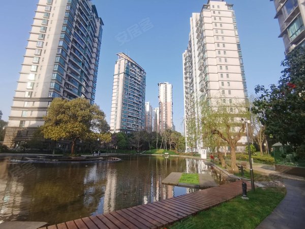 地铁2号线世纪公园站旁,高品质小区,楼下是世纪公园,浦东租房-上海58