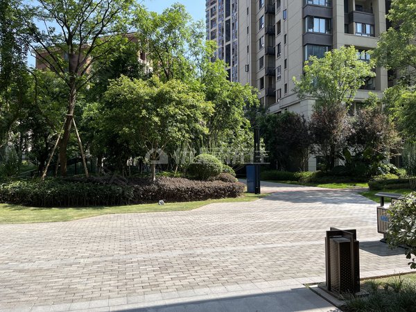 重庆北碚城南新区鲁能北渝星城鲁能北渝星城轻轨旁品质小区出租出租