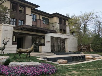 牛驼温泉孔雀城别墅