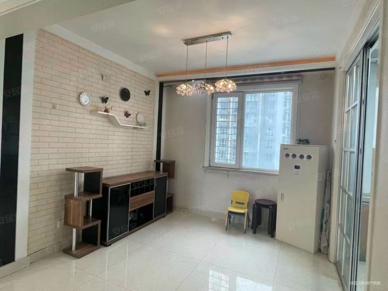 盛和嘉园3室2厅2卫142.53㎡南北100万