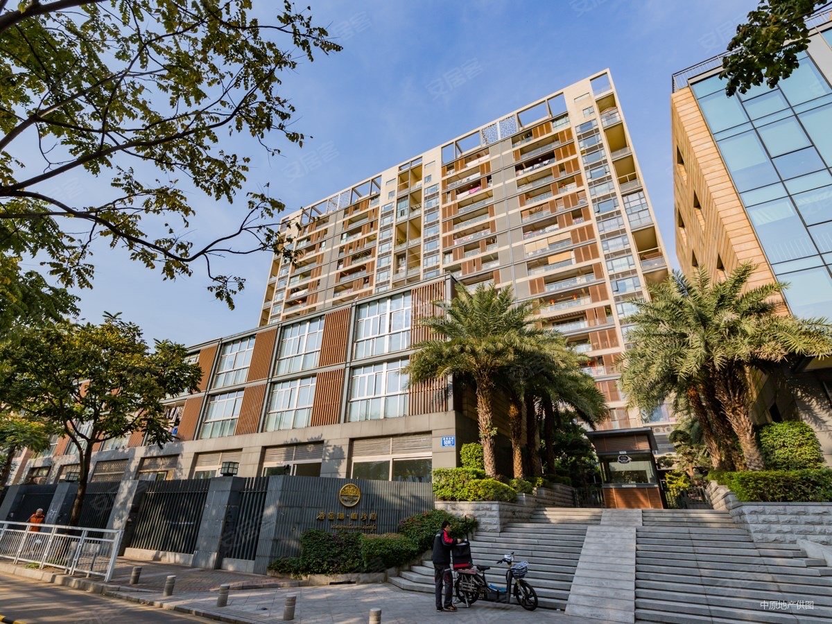 香蜜湖唯珍府别墅 新装修 高使用率,唯珍府别墅二手房,4200万,5室3厅