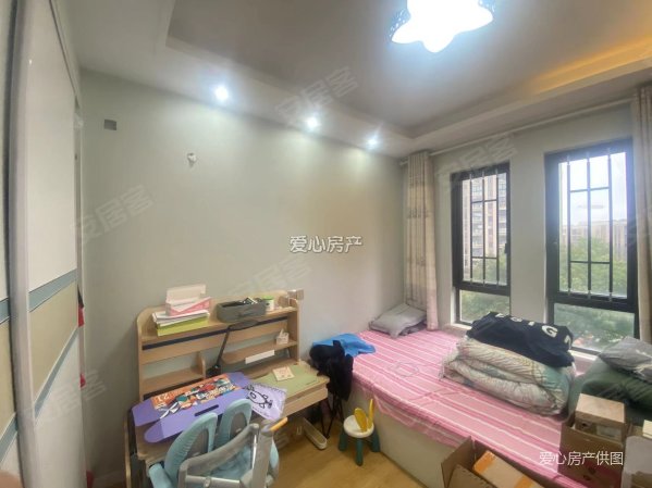 泰州房产网>泰州二手房>海陵二手房>城南二手房>世茂河滨花园(公寓)>