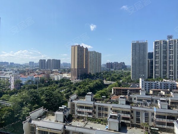 南宁江南沙井天郡府华南城附近天郡府小区三房两厅两卫配齐出租1800元