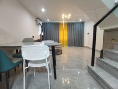 台州椒江洪家洪家森语苑复式公寓，可做饭家具齐，干净整洁，近锦泰轻轨站出租房源真实图片