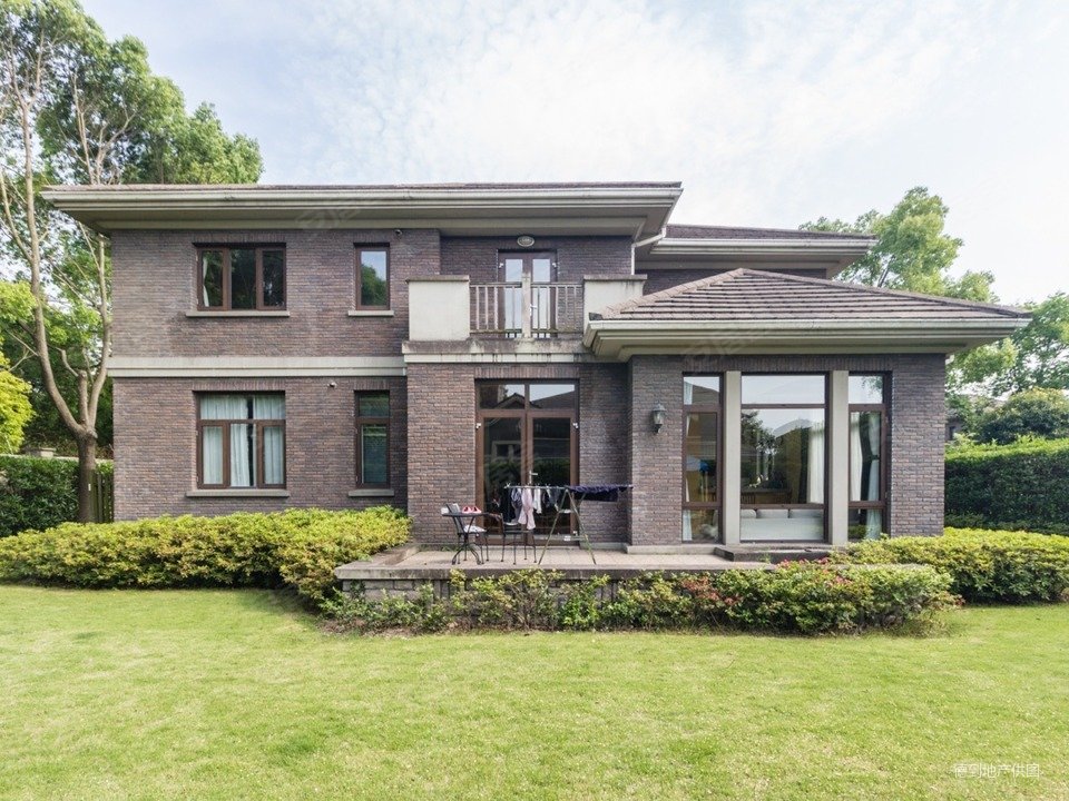 提香别墅 4室2厅2卫 318.0平米 2880.00万元