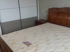 温岭城东温岭万象城河滨花园,一室一厅一卫,简装,1700月,拎包入住出租房源真实图片