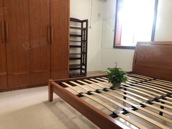 【多图】鹏城花园(罗湖),布心租房,房子保养的干干净净,可办租赁合同