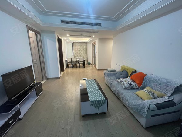 【多图】金湾名悦雅苑,市区租房,金湾名悦雅苑 4室2厅2卫 电梯房 精