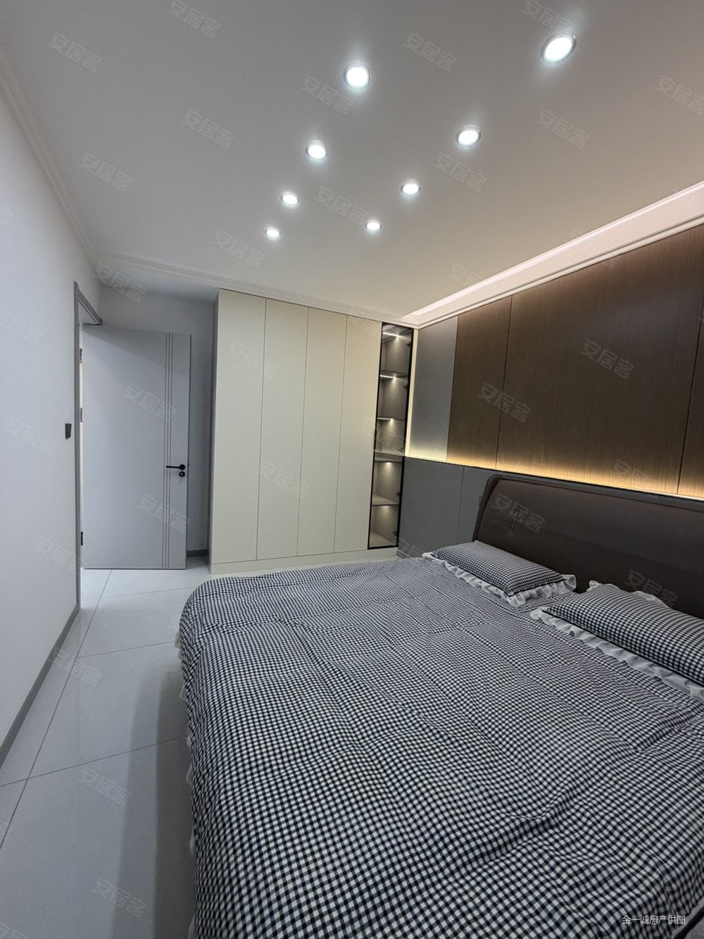 锦江世纪城2室1厅1卫92㎡南北34.8万