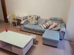 保山隆阳隆阳城区兰都酒店旁边1楼，拎包入住，附近有一小，区一中，曙光小学。出租房源真实图片