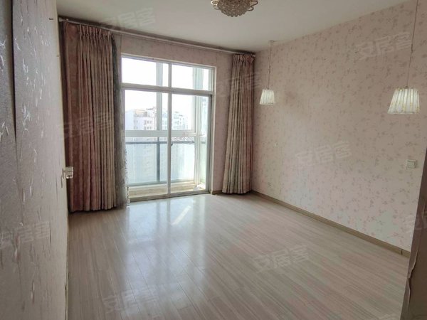 1900元租3室2卫大商汇省中医院旁华都花园a区