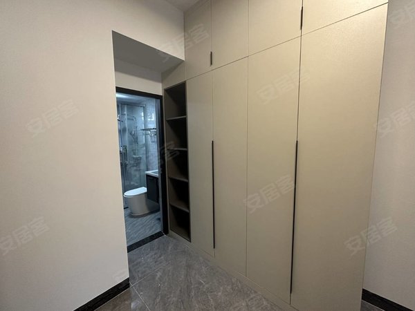 肇庆端州睦岗御城茗轩出租 豪华 装御城名轩 3房2卫 全屋定制品牌家电出租房源真实图片