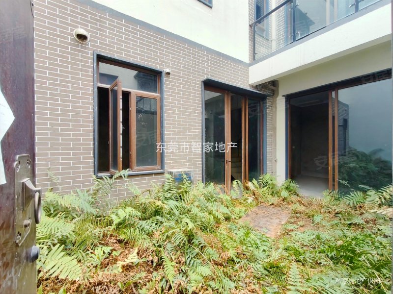 碧桂园映月台别墅  实用300平送两个车位 急售