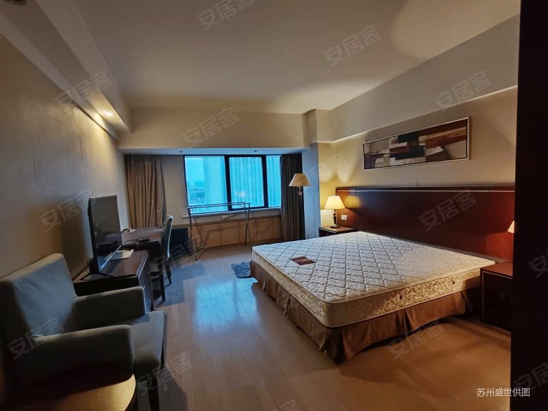 资源都在的 开发商统装 高楼层朝南 配套全采光好 70年产权,汇豪国际