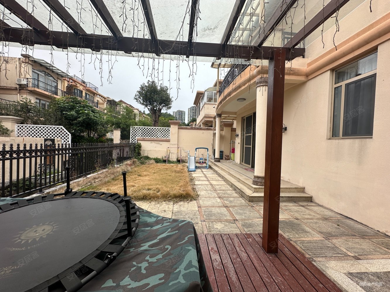 广州雅居乐花园雅湖居别墅