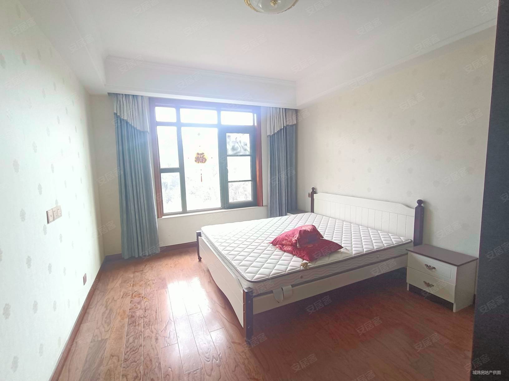 徐州房产网>徐州二手房>邳州二手房>福州路二手房>中凯龙湖领墅(别墅)