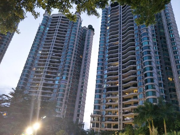 广州海珠广州塔珠江帝景苑广州塔地铁旁 高绿化率自带泳池小区  豪华