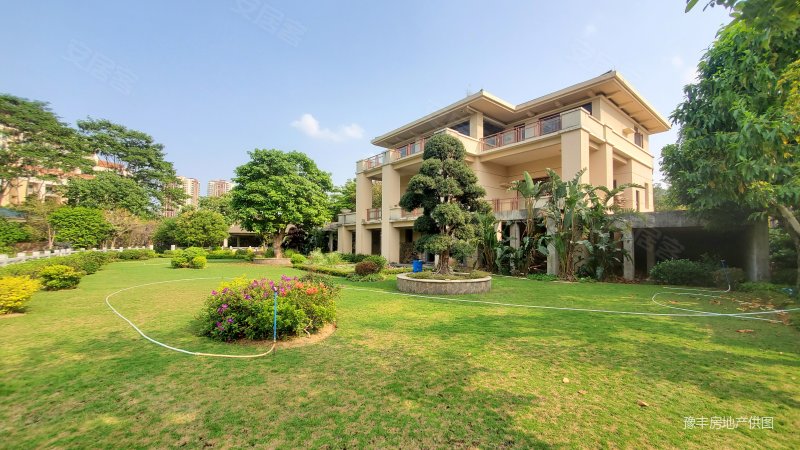 雅居乐白鹭湖别墅